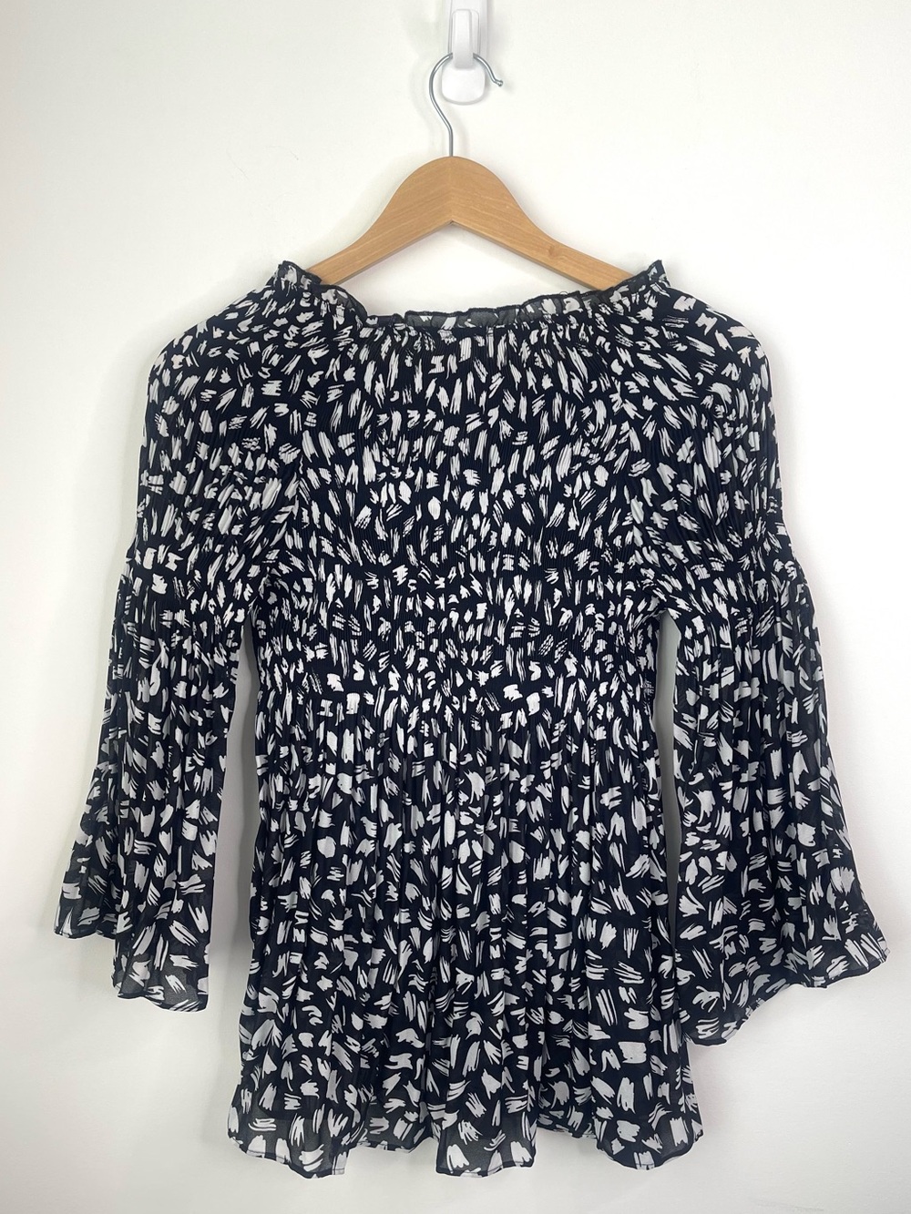 Spense Black & White Printed Peasant size small
